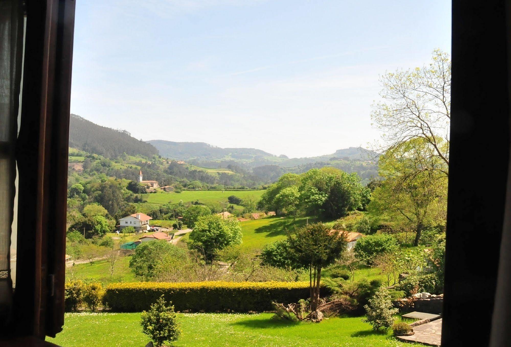 منزل الضيف Miravalles  في Casa Rural Llugaron I المظهر الخارجي الصورة